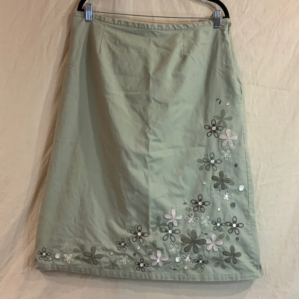 Floral Embroidered Green Skirt CJ Banks